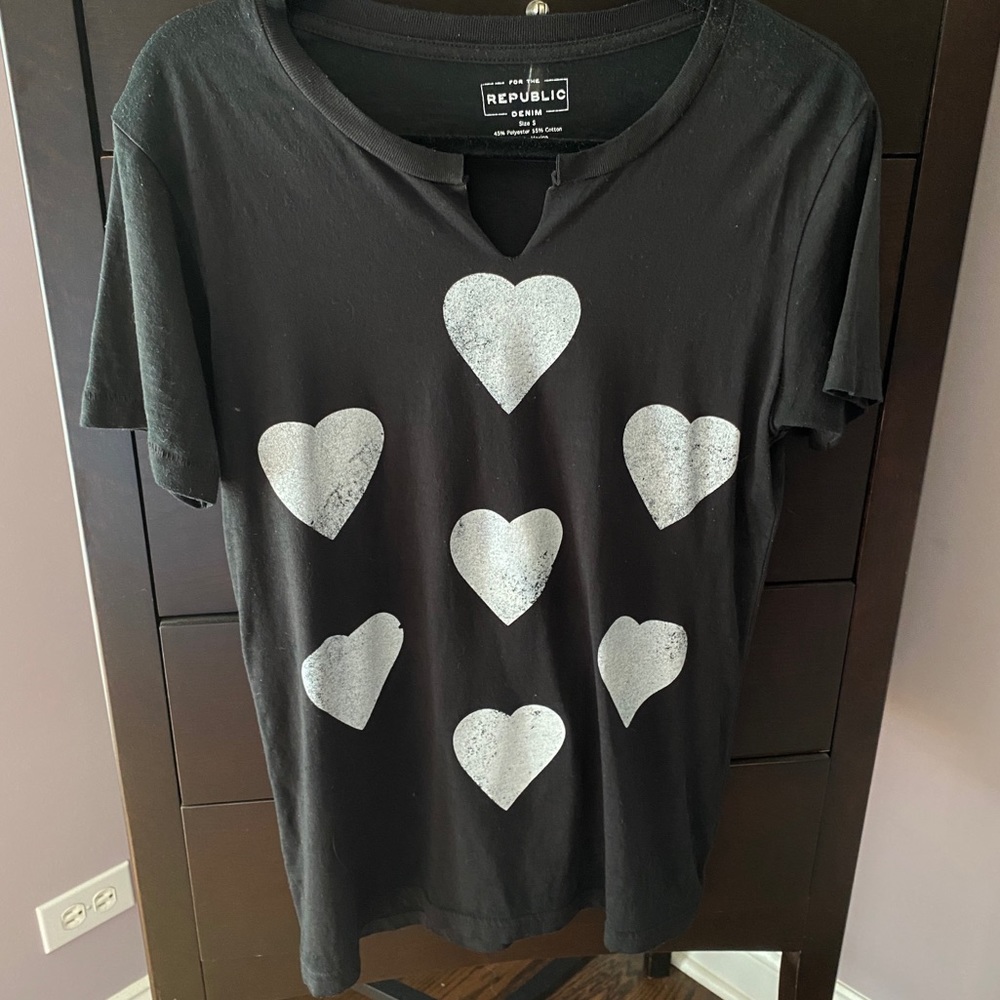 For the Republic Distressed Heart B&W Tee, S EUC